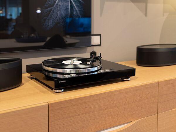 Yamaha Musiccast Vinyl 500 Plattenspieler